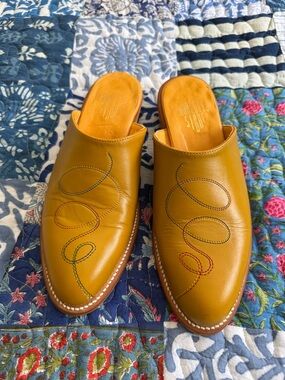 Charlotte Stone Lariat Mule in Ochre Color